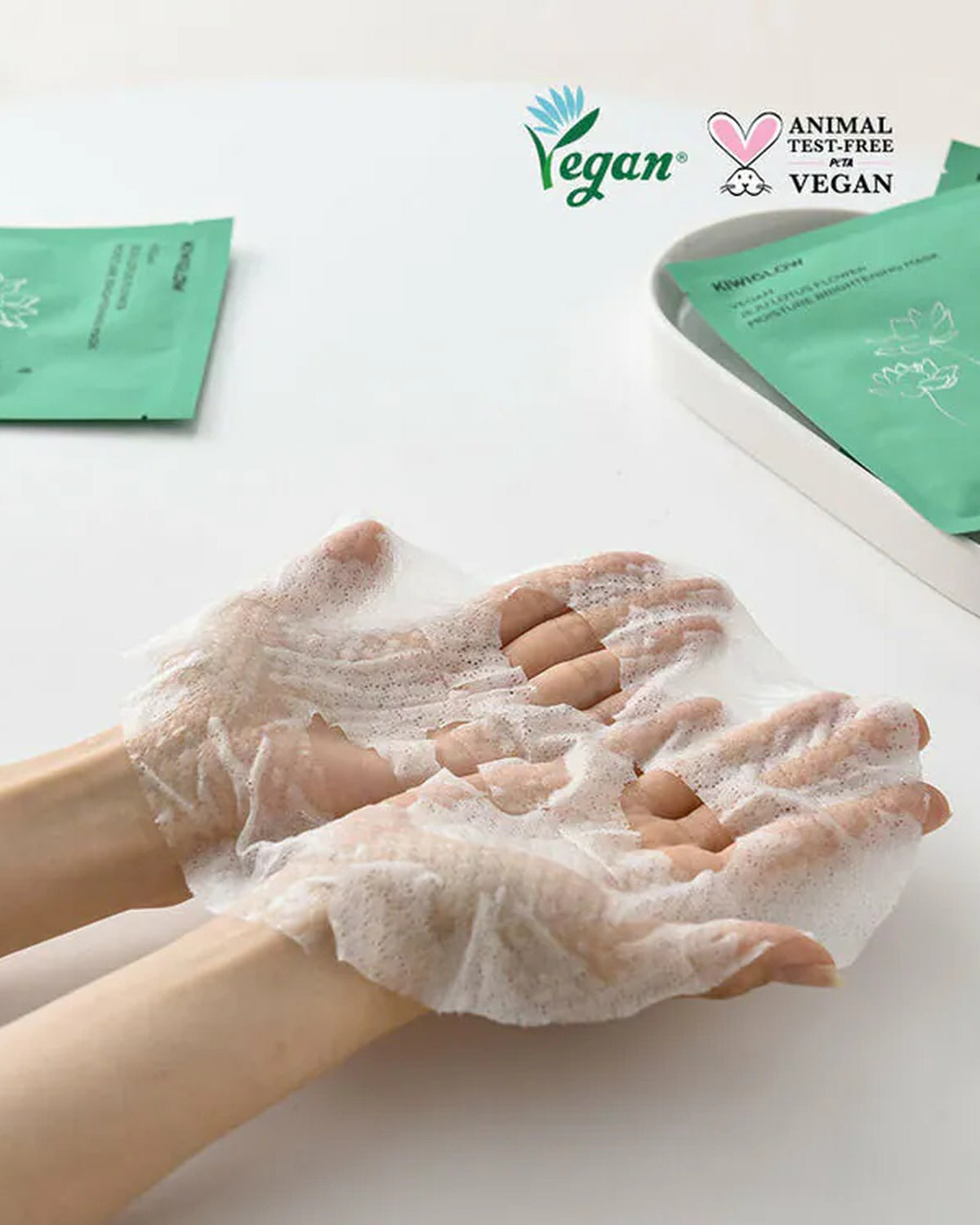 [ KIWIGLOW ] Vegan Jeju Lotus Moisture Brightening Mask 10ea