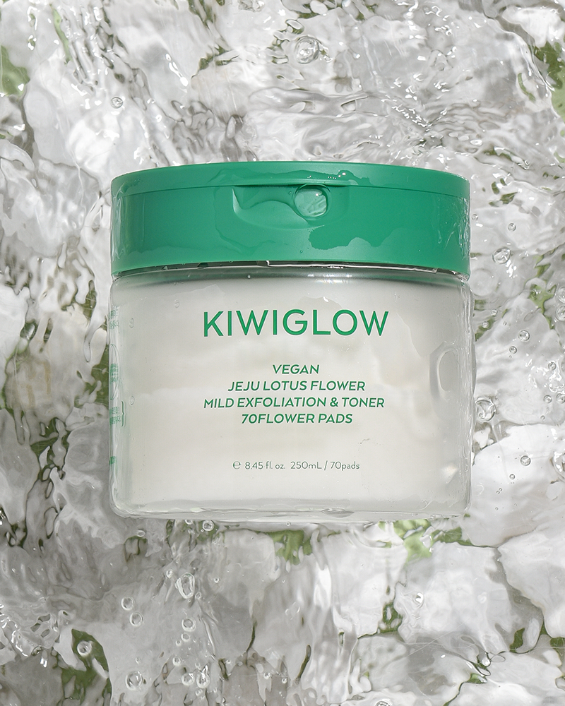 [ KIWIGLOW ] Vegan Jeju Lotus Flower Mild Exfoliation & Toner Flower Pads 250ml (70ea)