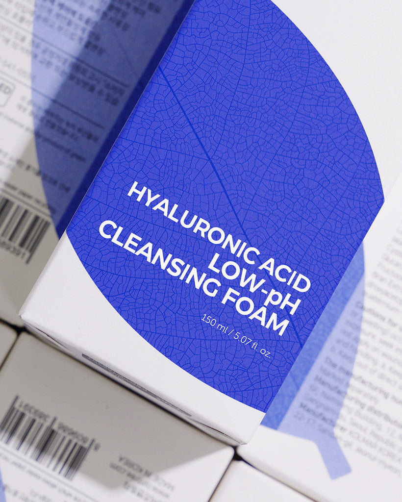 [ Isntree ] Hyaluronic Acid Low pH Cleansing Foam 150ml